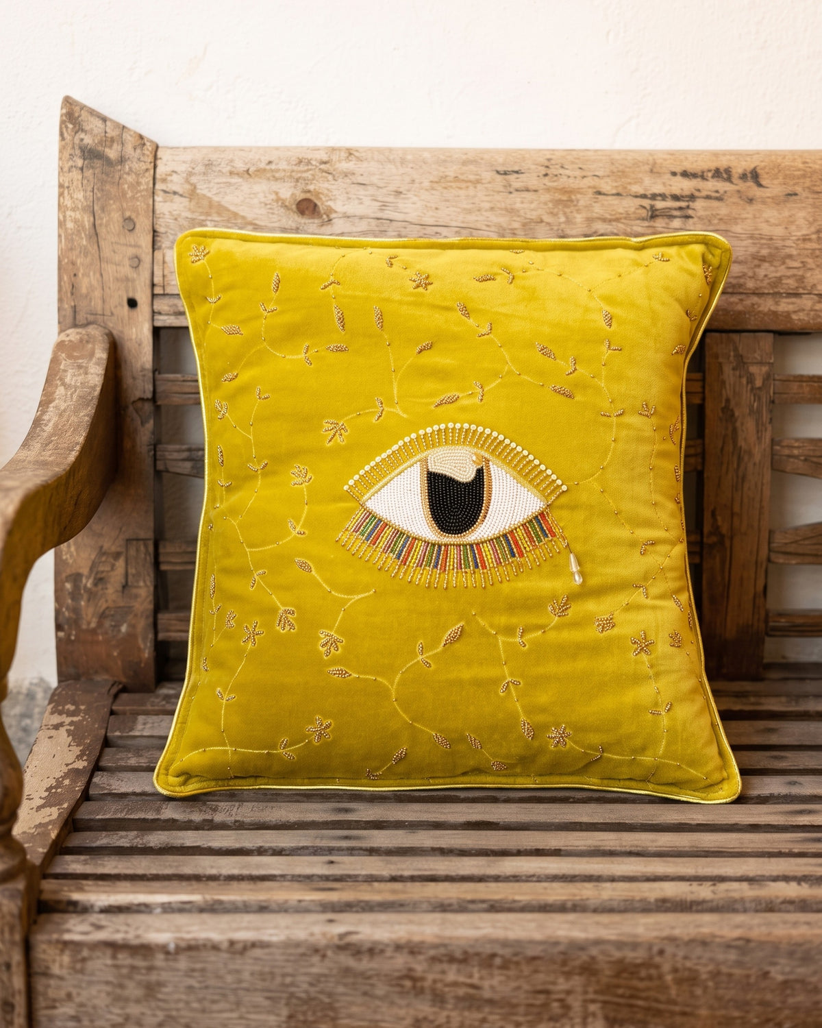 The Visionary Horus Lima on a wooden bench in Ibiza — La Fleury